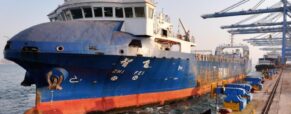 China’s Zhi Fei completes world‑first end‑to‑end unmanned container operation at Qingdao